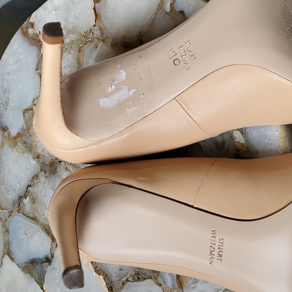 🌟 Stuart Weitzman Stanton Nude Gold Bow Pump - Picture 10 of 13